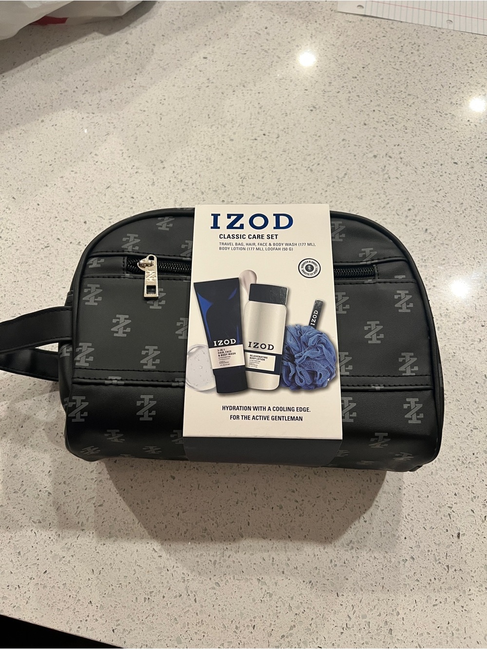 Izod Black Logo-Print Men’s Toiletry Travel Kit